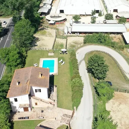Country house Western Club *