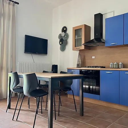 Western Club Country house Sant'Omero