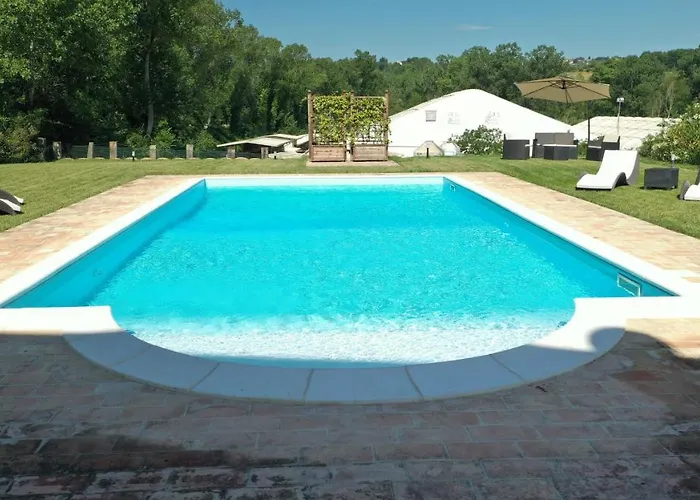 Western Club Hétvégi ház